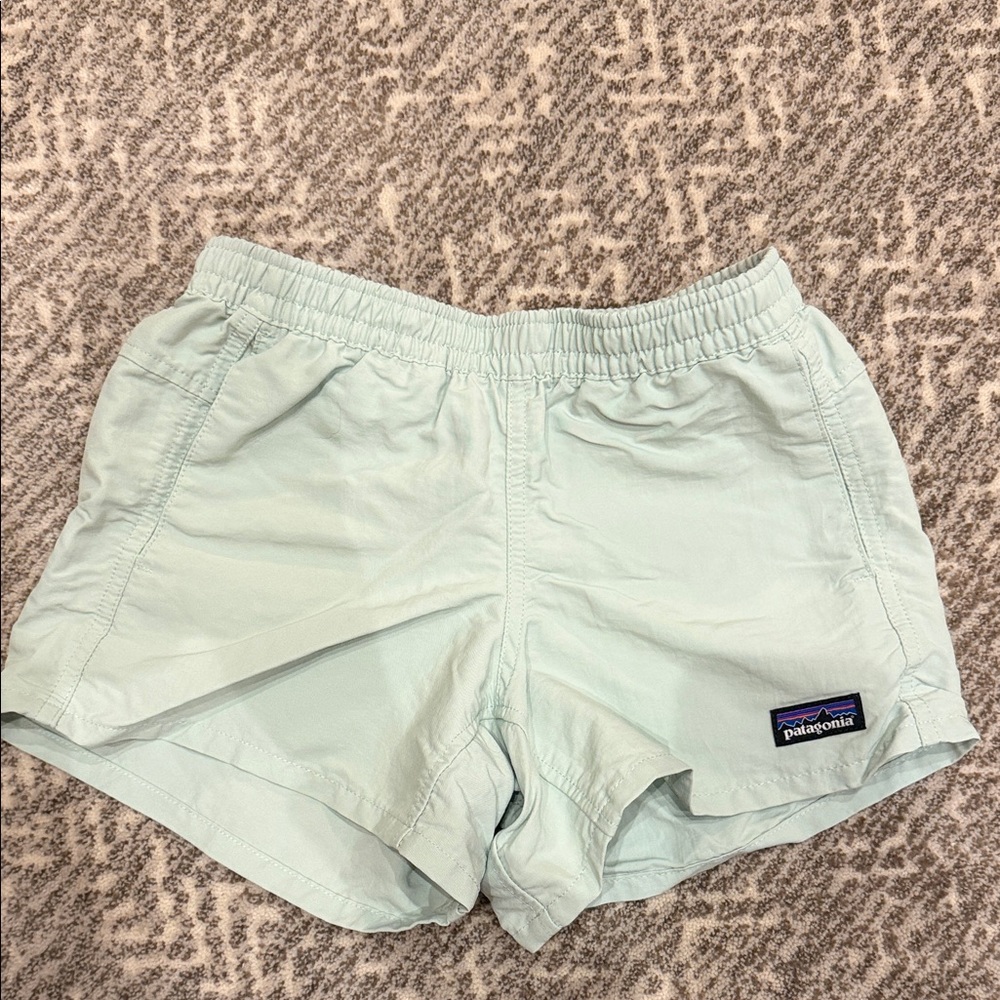 Patagonia kids light green baggies Shorts, size M